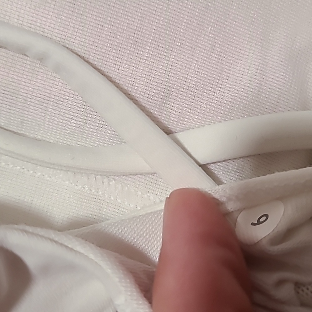 Lululemon white tank size 6 - Picture 4 of 5